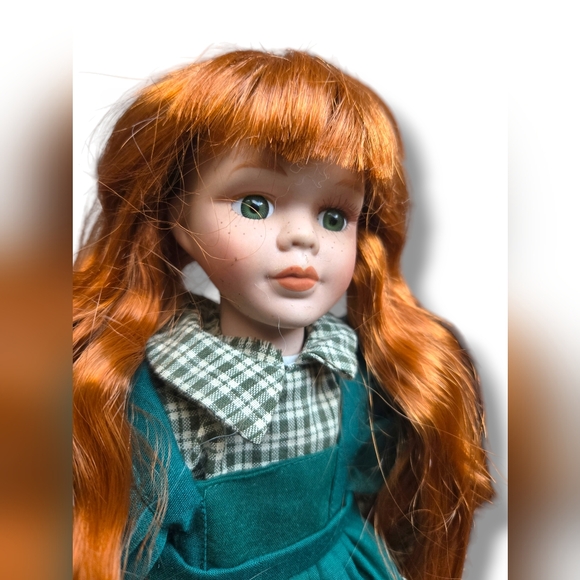 Anne of Green Gables Porcelain Doll Treasure Edition Canada Vintage Collectible - Picture 3 of 11